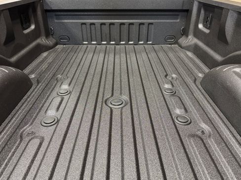 Used 2025 Ford F450 Platinum w/ FX4 Off-Road Package image 20