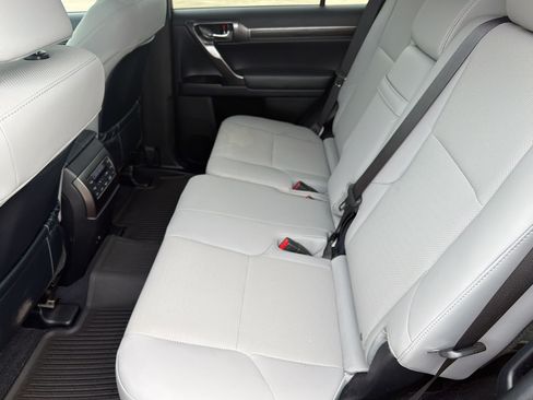 Used 2023 Lexus GX 460 w/ Black Line Special Edition AWD/4WD image 25