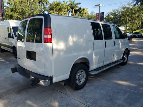Used 2025 Chevrolet Express 2500 w/ Driver Convenience Package RWD image 6