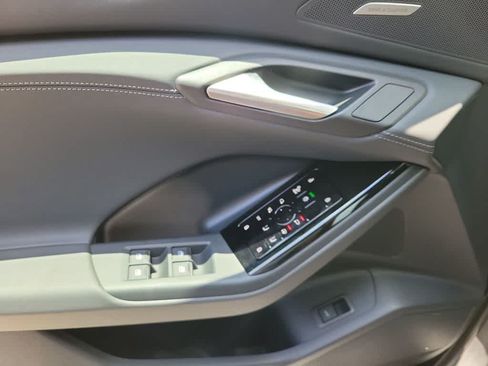 New 2027 Audi Q6 e-tron Premium Plus AWD/4WD image 19