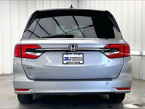 Certified 2024 Honda Odyssey EX-L image 4