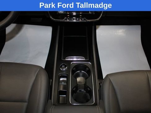 Used 2023 Lincoln Corsair AWD w/ Equipment Group 101A image 18