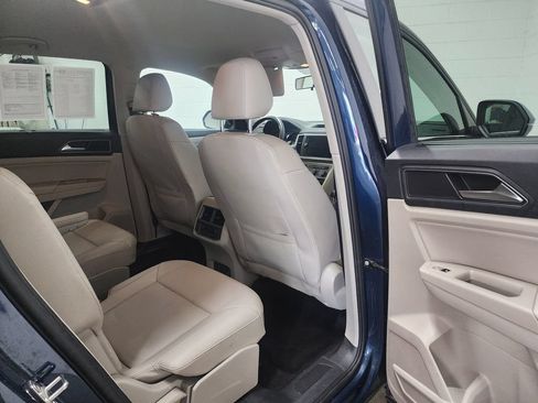 Used 2019 Volkswagen Atlas SE w/ Towing Package AWD/4WD image 30
