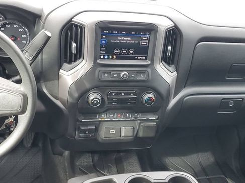Certified 2020 Chevrolet Silverado 1500 Custom w/ Custom Value Package AWD/4WD image 13