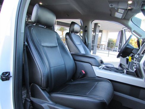 Used 2017 Ford F250 Lariat w/ Tow Technology Bundle image 30