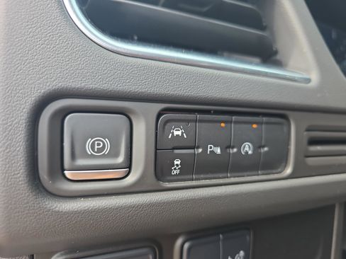 Used 2023 Chevrolet Tahoe RST RWD image 24