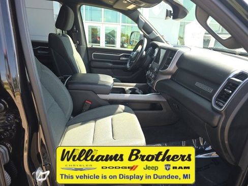 Used 2021 RAM 1500 Big Horn image 33