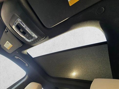 Certified 2023 Mercedes-Benz EQB 250+ EQB 250+ w/ Exclusive Package image 14