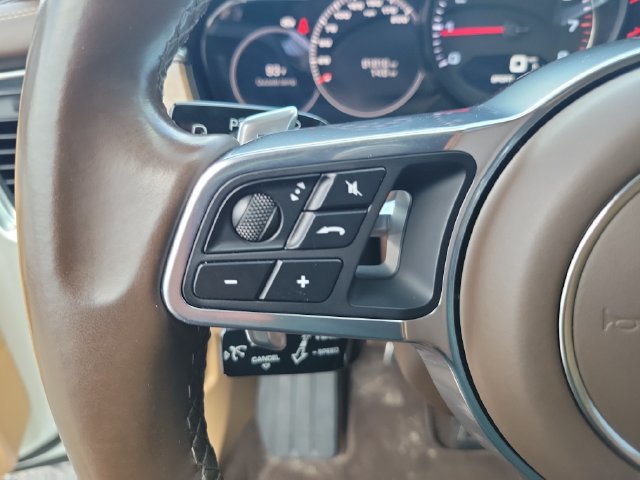 Used 2017 Porsche Panamera 4S w/ Premium Package Plus AWD/4WD image 26