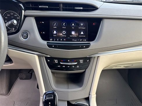 Certified 2024 Cadillac XT5 Premium Luxury image 15