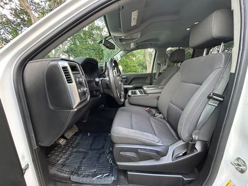 Used 2019 Chevrolet Silverado 1500 LT AWD/4WD image 10