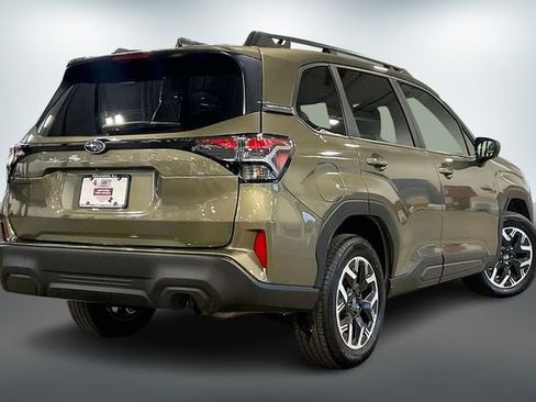 Used 2025 Subaru Forester Premium w/ Convenience Package #1 image 13