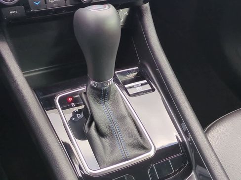 Used 2022 Jeep Compass Latitude image 32