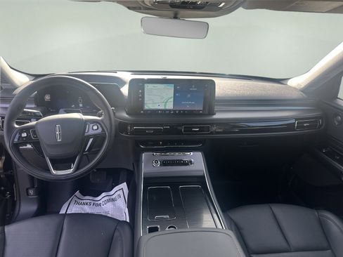 New 2025 Lincoln Aviator AWD w/ Jet Appearance Package image 13