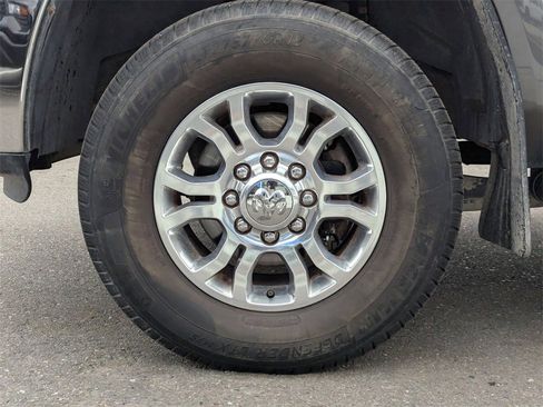 Used 2018 RAM 2500 Laramie image 47