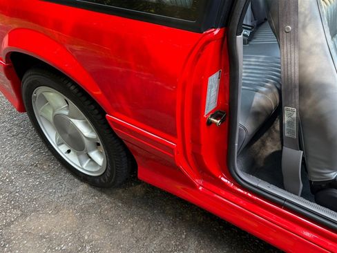 Used 1993 Ford Mustang Cobra image 65