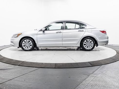 Used 2011 Honda Accord EX-L image 4