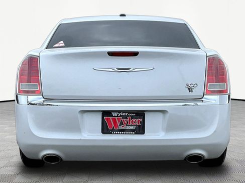 Used 2013 Chrysler 300 w/ Driver Convenience Group RWD image 5