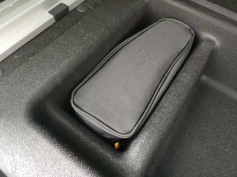 Used 2023 Rivian R1S Adventure image 35