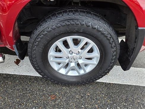 Used 2019 Nissan Frontier SV w/ Value Truck Package image 12