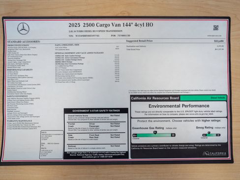 Used 2025 Mercedes-Benz Sprinter 2500 image 34