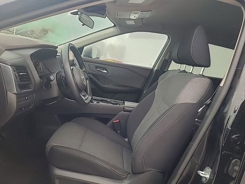 Used 2023 Nissan Rogue SV AWD/4WD image 10