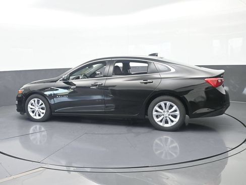Used 2024 Chevrolet Malibu LT FWD image 3