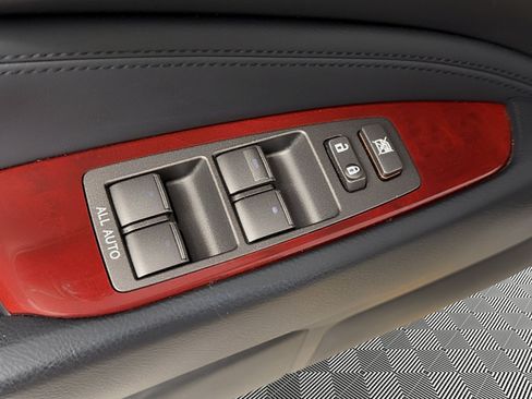 Used 2011 Lexus LS 460 L w/ Luxury Pkg RWD image 14