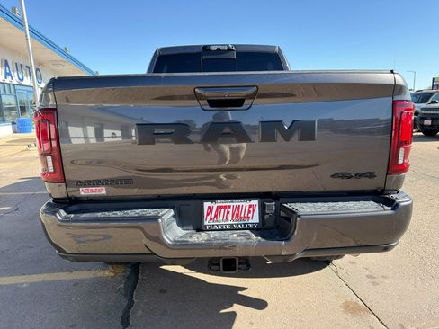 Used 2025 RAM 2500 Laramie w/ Night Edition AWD/4WD image 8