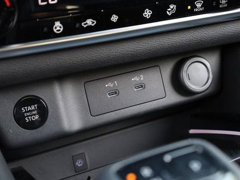 New 2026 Nissan Rogue Platinum AWD/4WD image 17