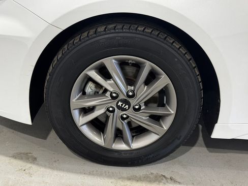 Used 2020 Kia Optima LX FWD image 8
