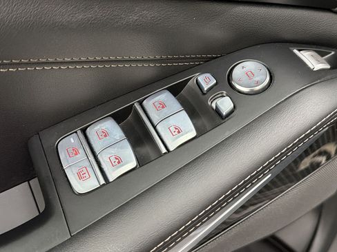 Certified 2024 BMW X7 M60i w/ Executive Package AWD/4WD image 28