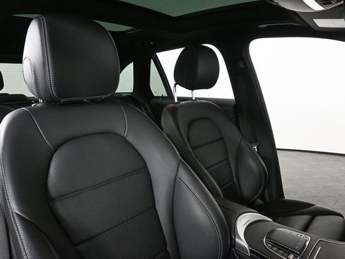 Used 2022 Mercedes-Benz GLC 300 4MATIC image 22