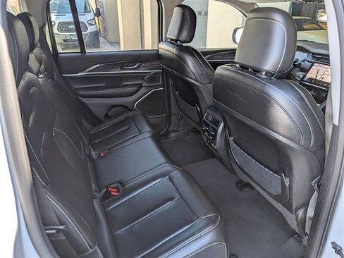 Used 2024 Jeep Grand Cherokee Limited 4xe image 28