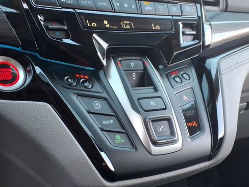 Used 2024 Honda Odyssey Elite image 21