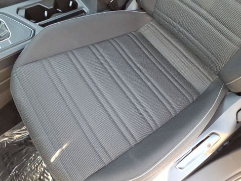 Certified 2023 Volkswagen Tiguan S FWD image 21