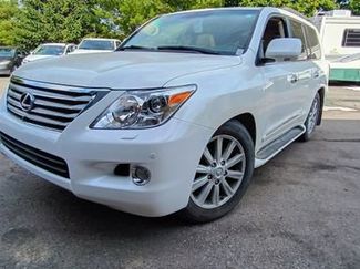 Used 2011 Lexus LX 570 4WD video 1
