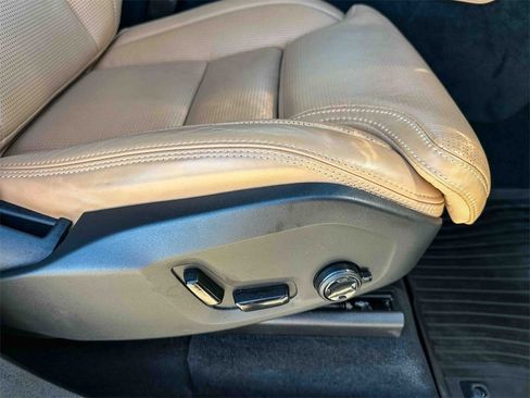 Used 2022 Volvo XC90 T6 Inscription w/ Lounge Package image 25