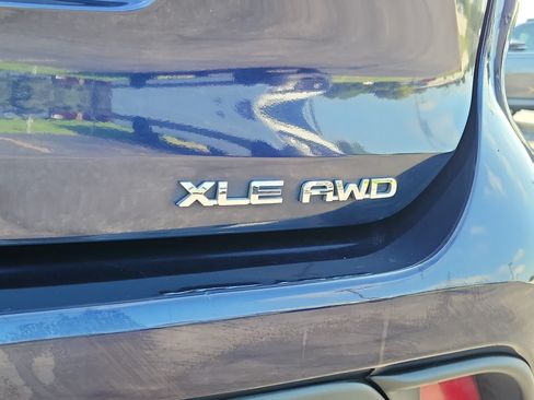 Used 2026 Toyota Highlander XLE AWD/4WD image 7