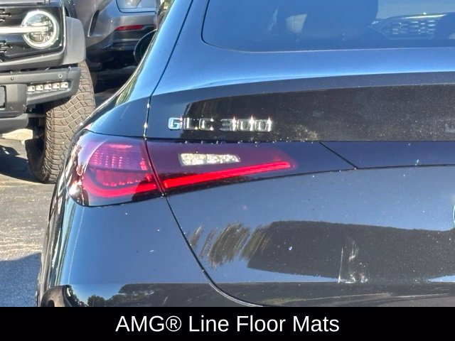 Used 2024 Mercedes-Benz GLC 300 4MATIC w/ AMG Line image 10