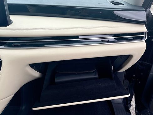 Used 2025 INFINITI QX60 Pure FWD image 27