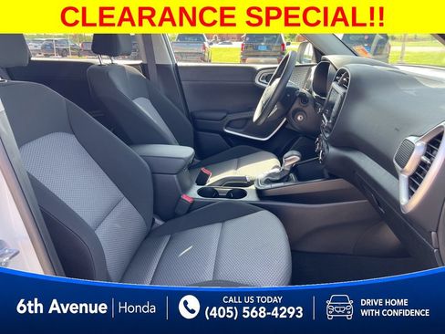 Used 2025 Kia Soul S FWD image 21