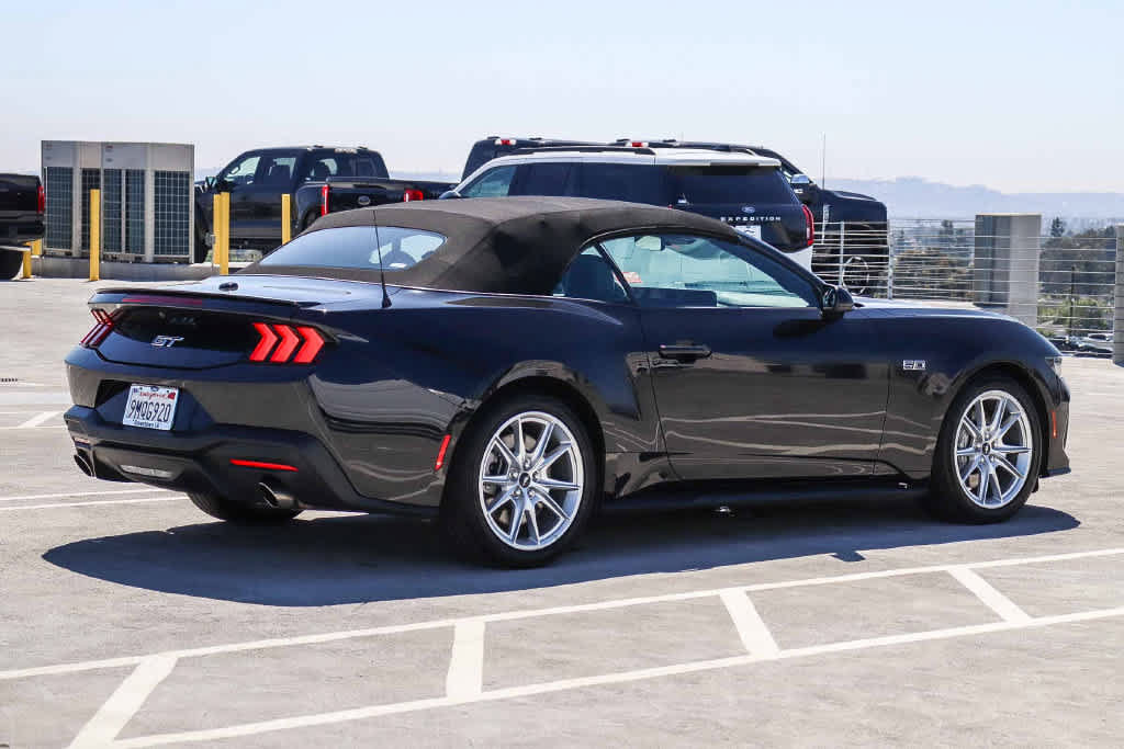 Used 2024 Ford Mustang GT Premium RWD image 4