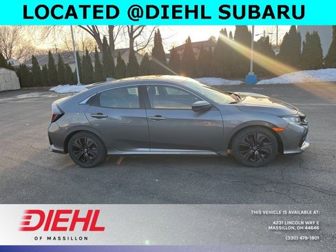 Used 2018 Honda Civic EX image 2