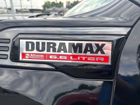 Used 2024 GMC Sierra 2500 AT4 w/ AT4 Preferred Package AWD/4WD image 13