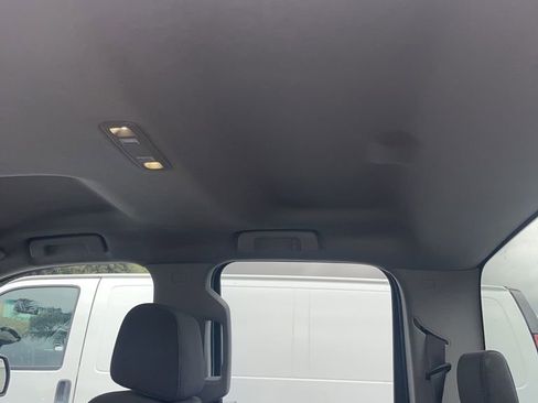 Used 2018 Chevrolet Silverado 1500 LT RWD image 8