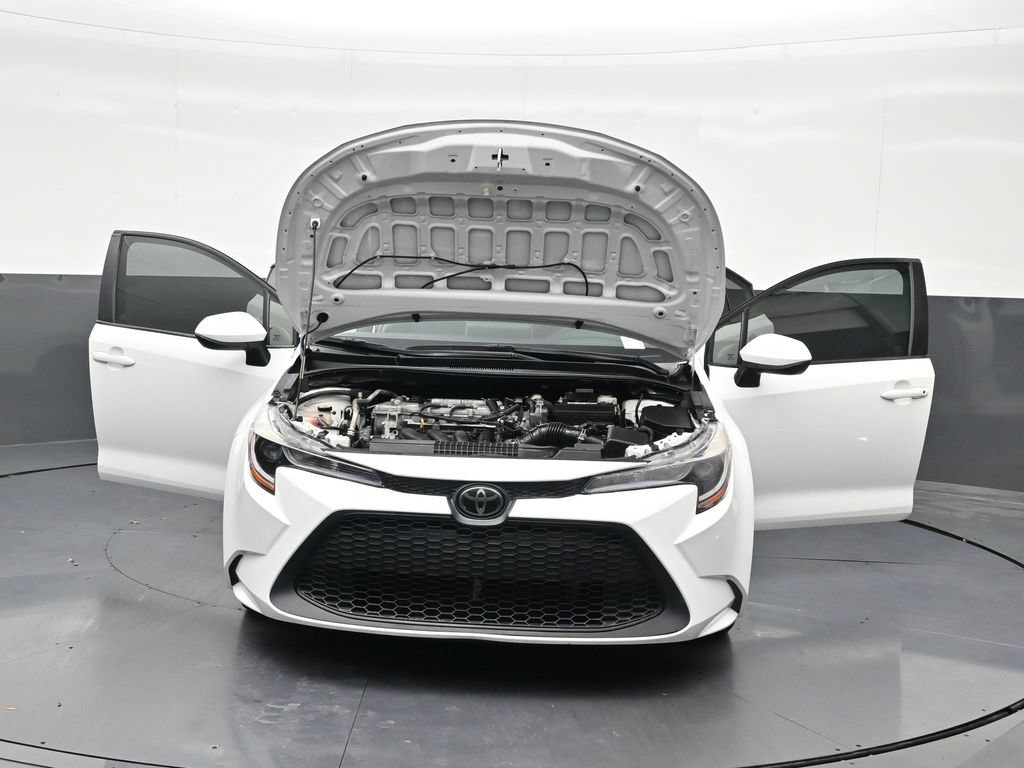 Used 2021 Toyota Corolla LE FWD image 36