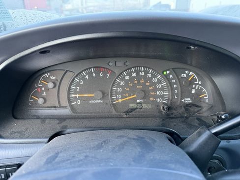 Used 2002 Toyota Tundra SR5 image 11