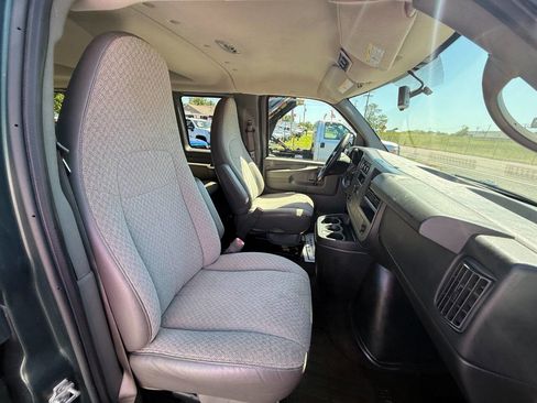 Used 2014 Chevrolet Express 3500 LT w/ LT Preferred Equipment Group RWD image 9