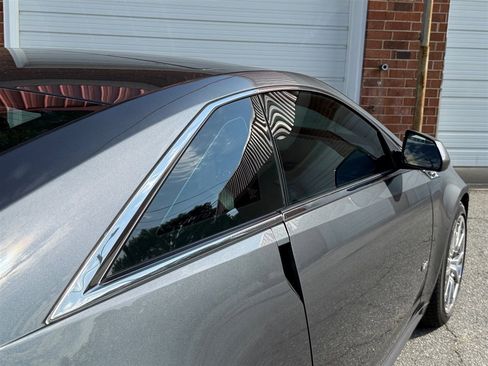 Used 2011 Cadillac CTS V w/ Wood Trim Package image 31